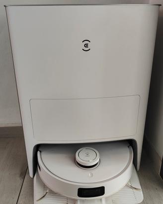Robot lava e  aspirapolvere