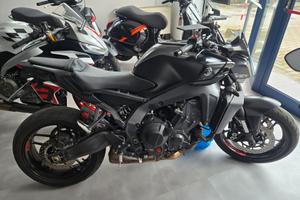 Yamaha MT-09 2025 solo 4250km finanziabile