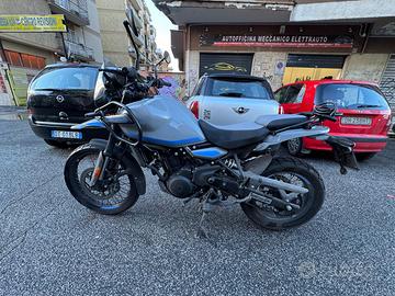 Royal Enfield Himalayan 450 ancora in garanzia