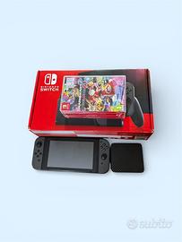 Nintendo Switch + Mario Kart 8 Deluxe
