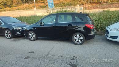 mercedes b180 cdi blu efficency premium 2012