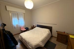 Casa singola due piani con camera e bagno privato