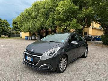 PEUGEOT 208 (2017) OK NEOPATENTATI (90.000 km)