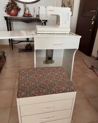 Mobile macchina cucire con Singer