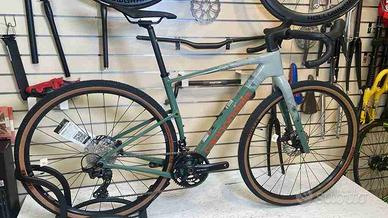 CANNONDALE TOPSTONE CARBON 2 GRX – 2x Tiger Shark