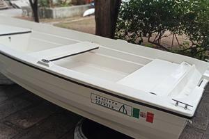 LANCIA BARCA CANTIERI DELLO STRETTO 3,70