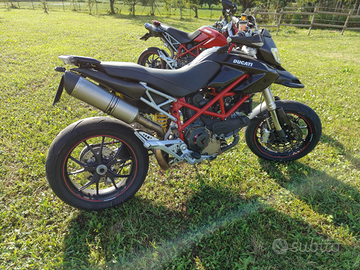 Ducati hypermotard 1100