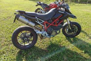 Ducati hypermotard 1100