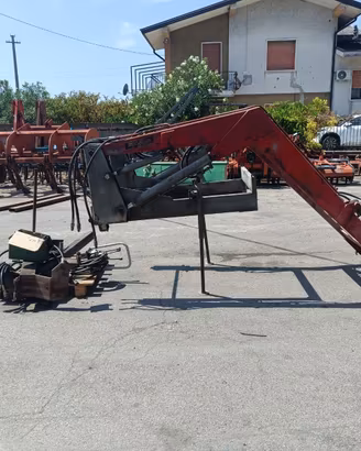caricatore frontale per massey ferguson 4 cilindri