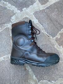 Anfibi da combattimento