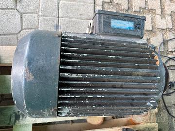Motore elettrico trifase ABM 11 kW 15 HP