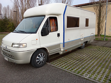 Camper doppio climatizzatore