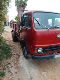 Om 40 ribaltabile