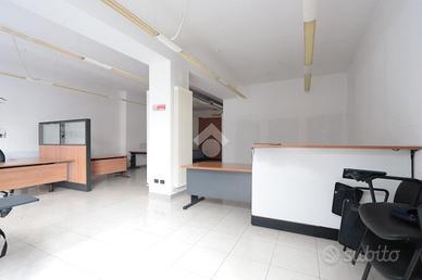 NEGOZIO A ALESSANDRIA