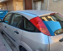 FORD Focus 1ª serie - 2004