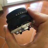 Olympus 50mm f/1.8 OM F.Zuiko