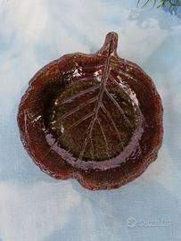 Portagioie a foglia color rame in ceramica raku