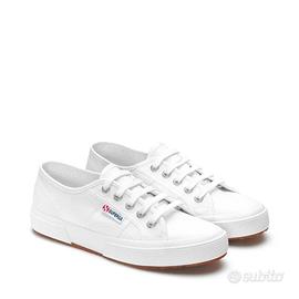 Scarpe Superga