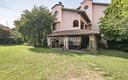 villa-a-schiera-di-testa