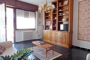 Studenti posto letto 2 matrimoniali e 2 singole