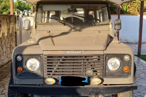 Land Rover Defender 90 300 TDI