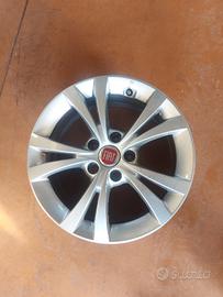 4 cerchi in lega da 16 pollici