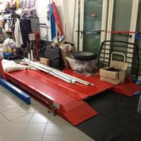 Sollevatore auto
