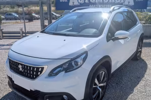 PEUGEOT 2008 BlueHDi 100 Allure