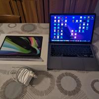 MacBook Pro M2 (2022) - 13" - 256GB SSD - 8GB RAM