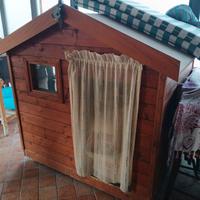 Cuccia per cani in legno da esterno