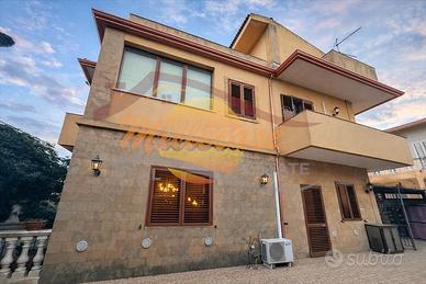 Villa bifamiliare indipendente, euro 195.000,00