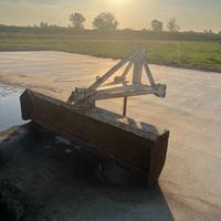 Ruspa per sollevamento posteriore