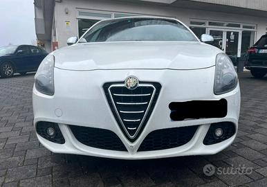 Frari allo xeno Alfa Romeo Giulietta