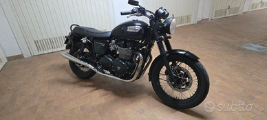 Triumph bonneville T100