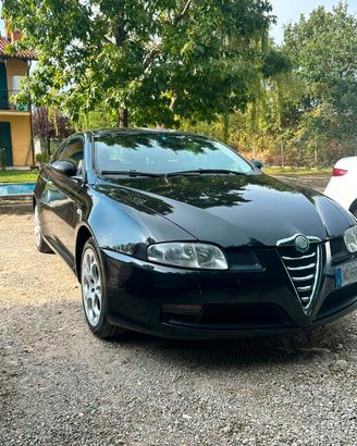 Alfa romeo gt 1.9 jtd