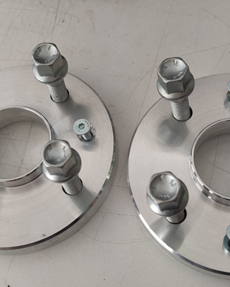Distanziali 16mm 4 fori