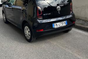 Volkswagen up 1.0 metano casa madre radar anticoll