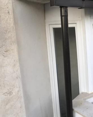 N.1 balcone nuovo apertura tirare dx