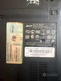 Acer aspire 7520 funzionante per uso base o ricamb