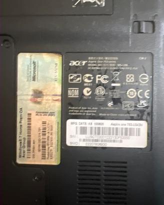 Acer aspire 7520 funzionante per uso base o ricamb