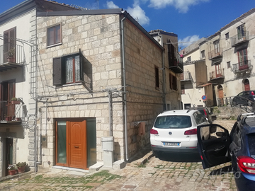 Casa indipendente Petralia Sottana