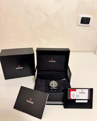 Tudor black bay dark full set