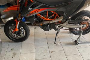 KTM 690 SMC R - 2022