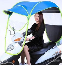 Parapioggia e parasole universale per moto scooter