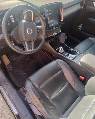 Volvo XC 40