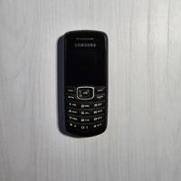 Telefono Samsung con tastiera nero