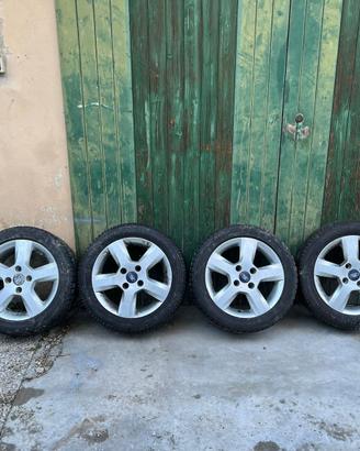 3 gomme invernali + 2 quattro stagioni come nuove