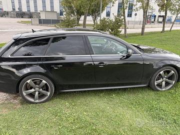 Audi A4 s line