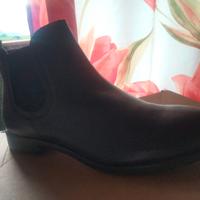 Stivaletto nero vera pelle- nuovo 