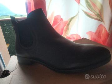 Stivaletto nero vera pelle- nuovo 